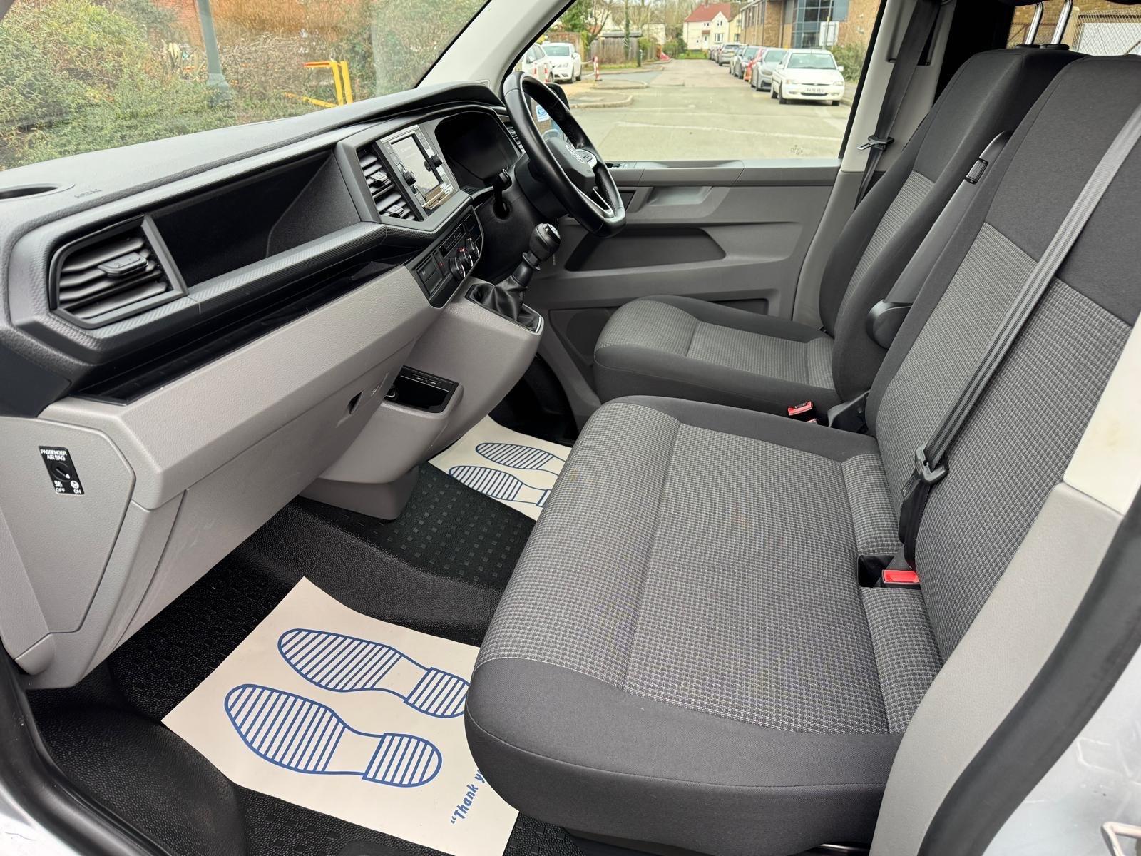 Volkswagen Transporter 2.0 TDI T28 Startline Panel Van 5dr Diesel Manual FWD SWB Euro 6 (s/s) (150 ps)